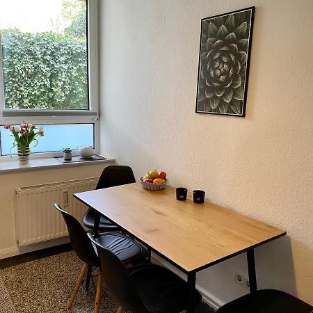 Zentrumsnahe Schoene Altbauwohnung Bis 4 Personen 弗伦斯堡 外观 照片