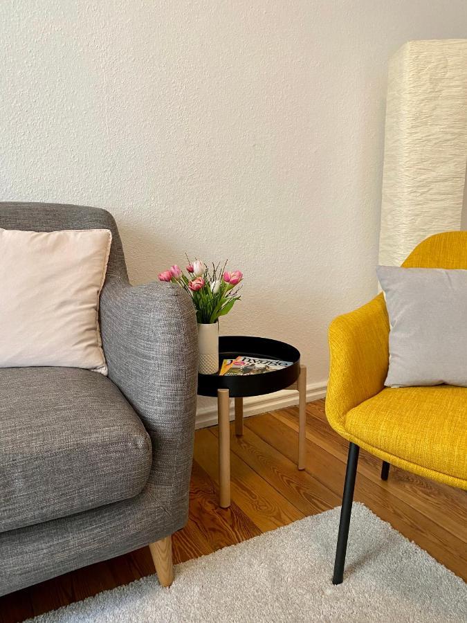 Zentrumsnahe Schoene Altbauwohnung Bis 4 Personen 弗伦斯堡 外观 照片